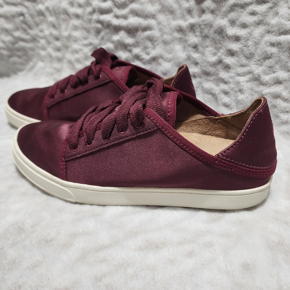 Olukai Women's Size 7.5 Pehuea Li Lanui Mulberry Tie Shoes Sneakers